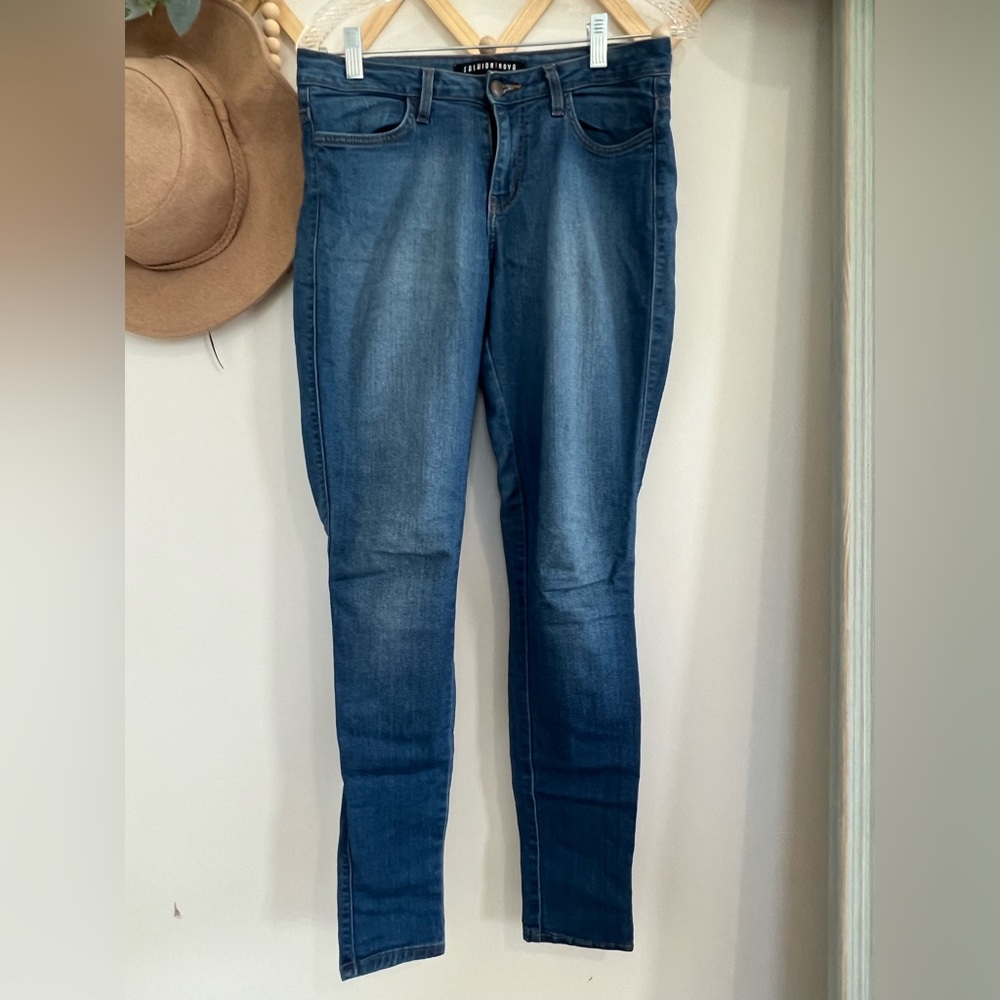 Fashion Nova Classic Mid Rise Skinny Jeans
